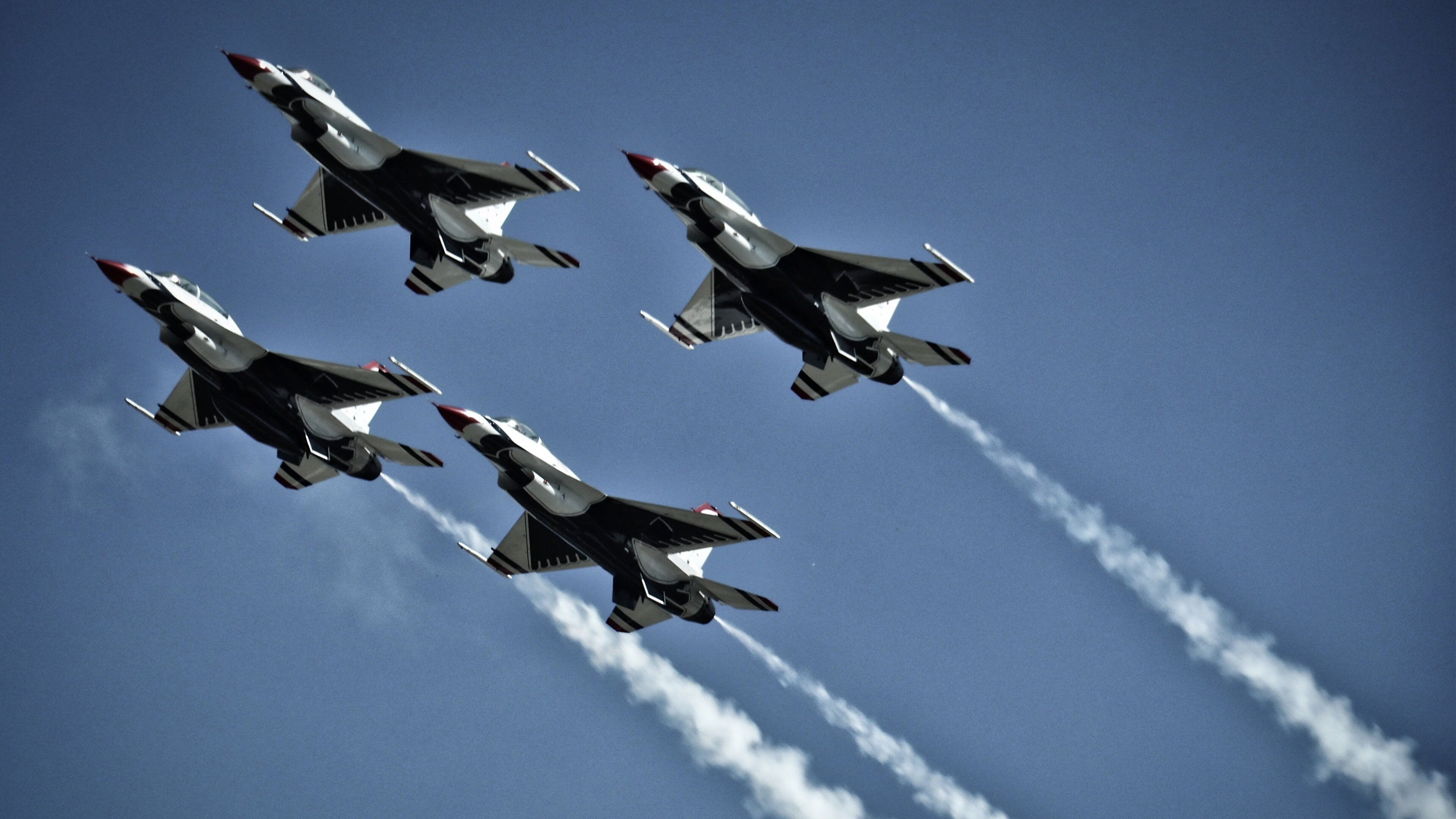 开云sport-冰与火之歌，恩佐一脚踏碎高原神话，瑞士关键战突围厄瓜多尔