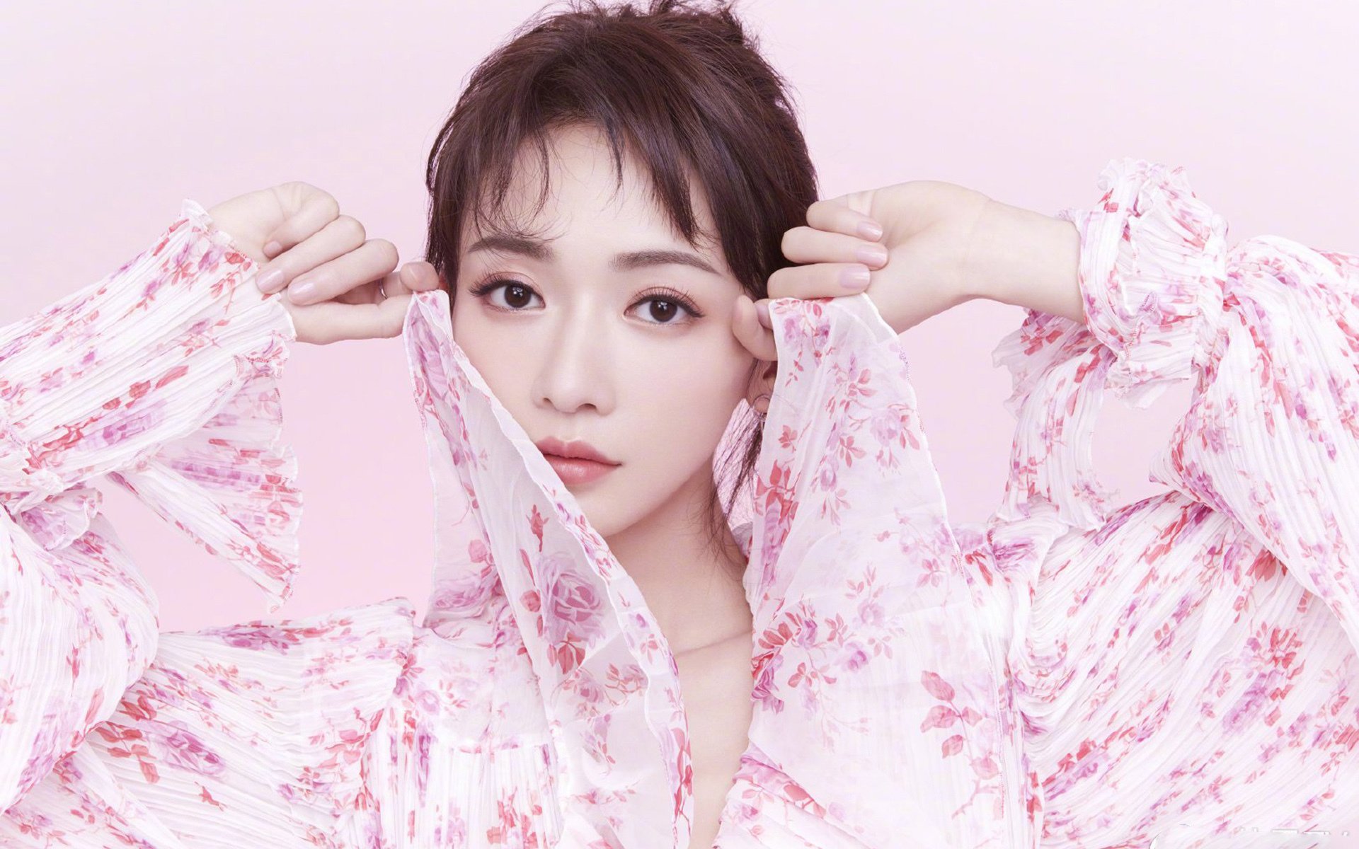 当东方巨龙遇见西方王者,詹姆斯冠军级表现助勇士险胜上海,一场定义篮球本质的较量