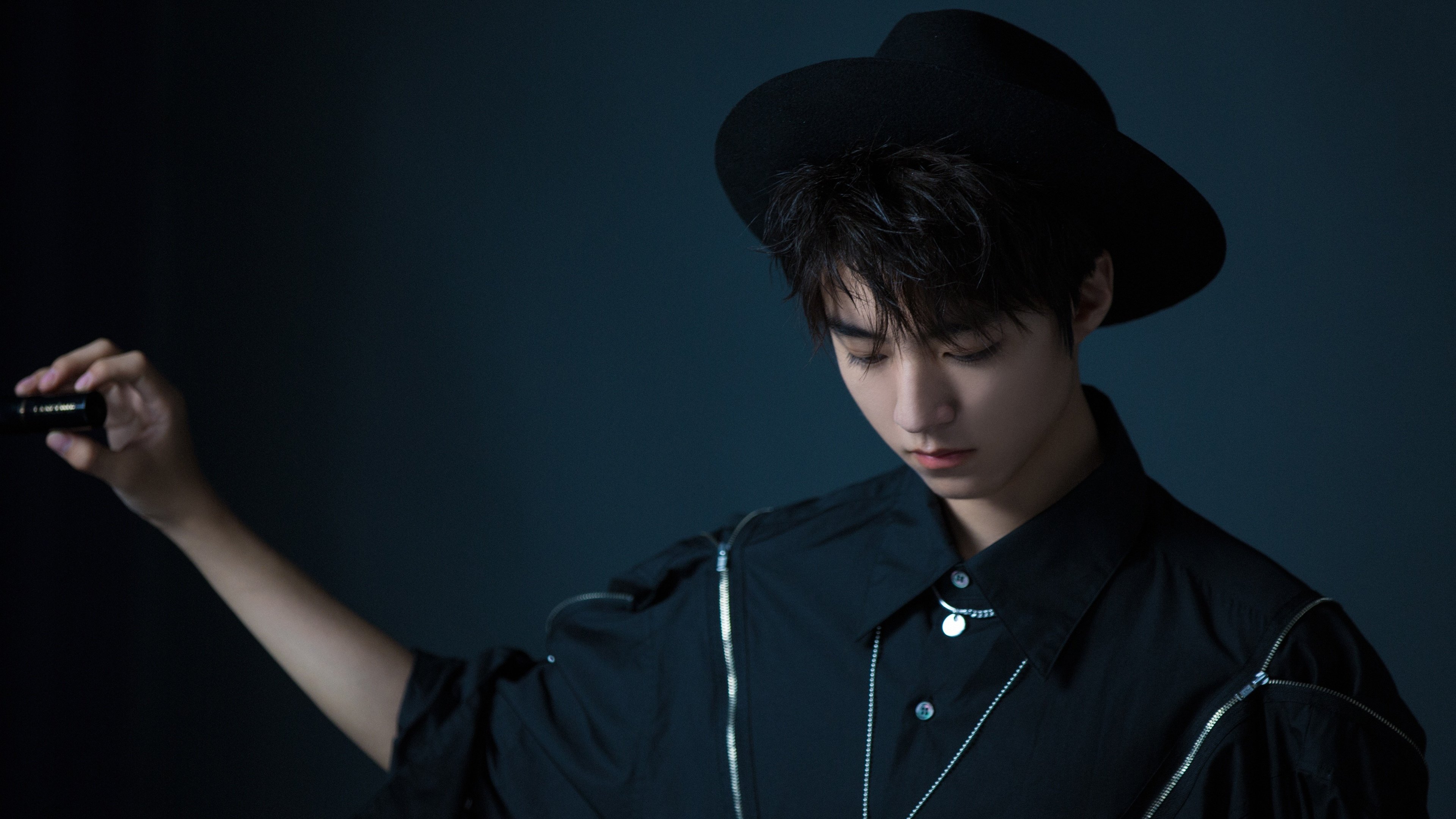 布克为城市镀上第二层夜色，F1街道赛之夜的满分神迹