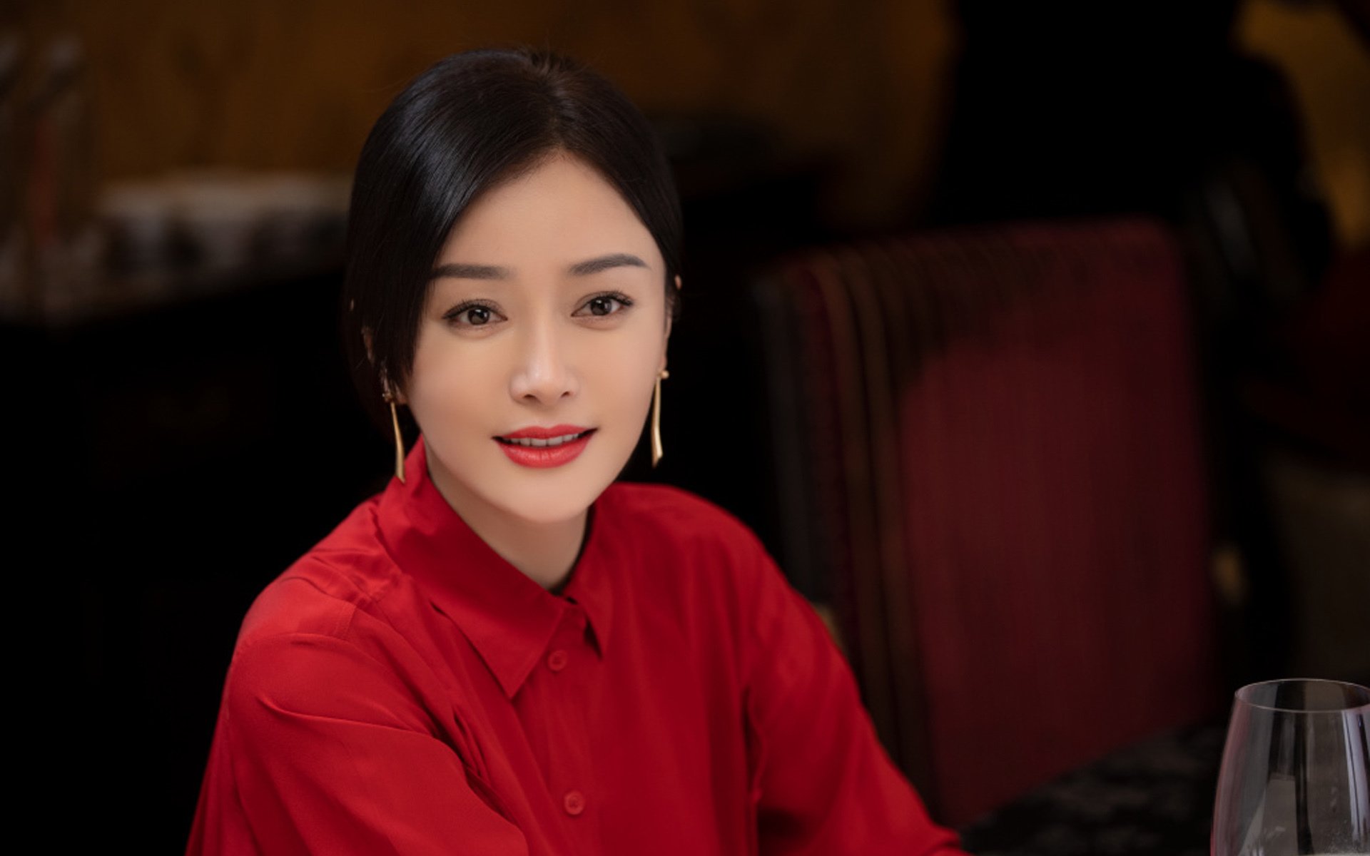 很有想象力。把亚洲巨星孙兴慜放入一场与东亚球队无关的比赛，这本身就包含了唯一性的戏剧张力。关键在于为这种穿越找到一个合理的、令人信服的逻辑锚点