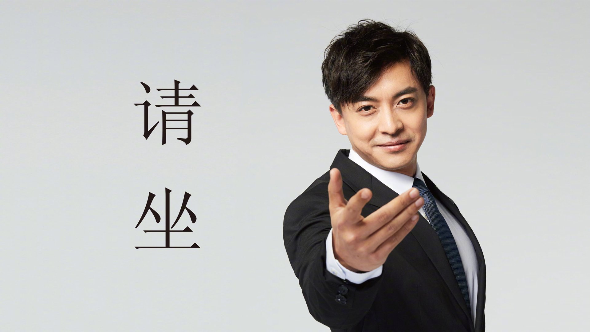 非常有趣,它自带一个唯一性的矛盾点—穆西亚拉是德国球员,西班牙对秘鲁的比赛理论上不该有他。这正是写出独特文章的关键。我们需要创造性地解决这个矛盾,让不合理变成故事的唯一性